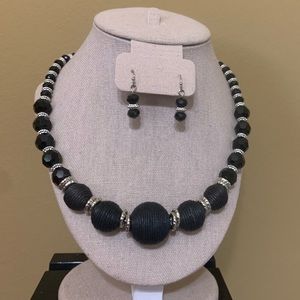 Fashion Necklace with matching earrings